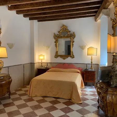 Luxury In San Marco With Canal View *