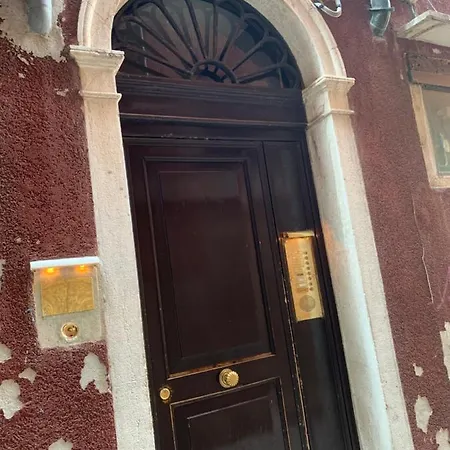 Apartment Luxury In San Marco With Canal View