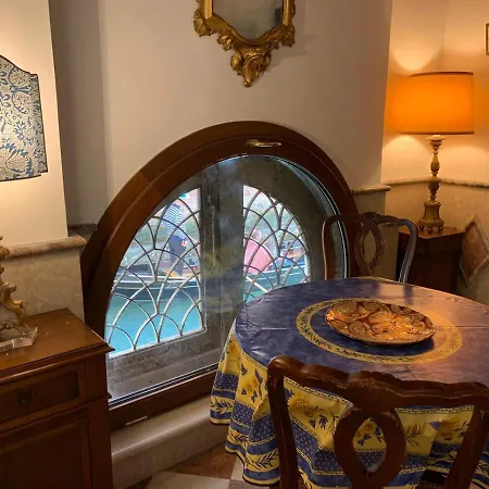 Luxury In San Marco With Canal View Apartment Venice